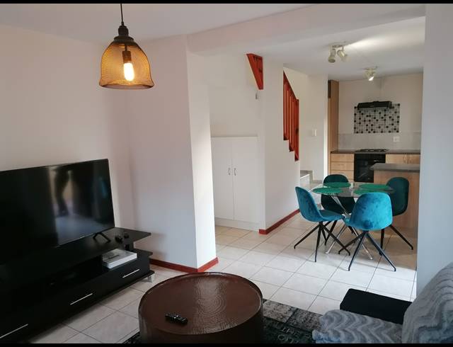 2 BEDROOM DUPLEX TO LET IN PARKLANDS NORTH